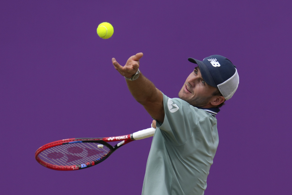 2与B社在 2与B社在